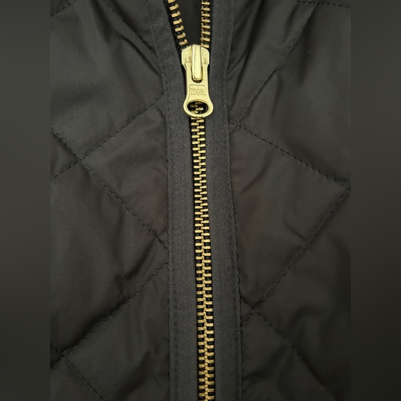 Old Navy Women’s Black Quilted Vest S - Picture 3 of 5